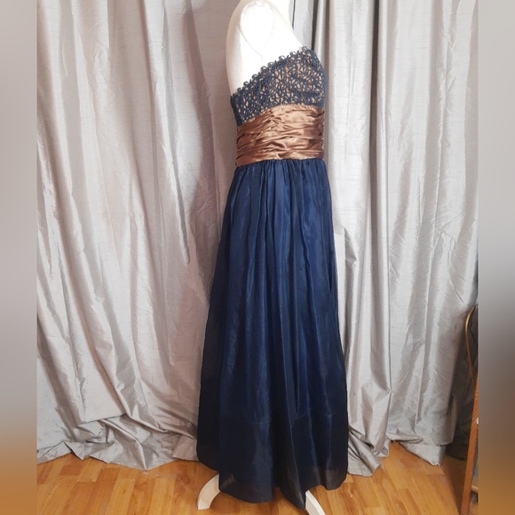 Silk Nicole Farhi Ballgown Navy Blue & Bronze full skirt Strapless bodice UK 14 - Picture 9 of 12